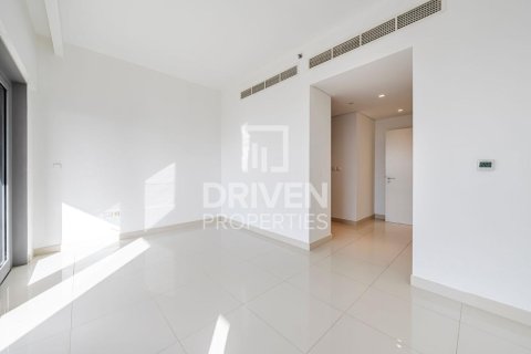 2 bedrooms Apartment in BLVD Crescent, UAE No. 212601 7