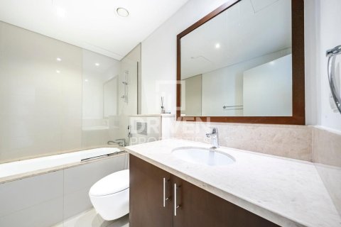2 bedrooms Apartment in BLVD Crescent, UAE No. 212601 14