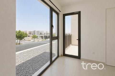 3 bedrooms Townhouse in EMAAR South, UAE No. 220967 6