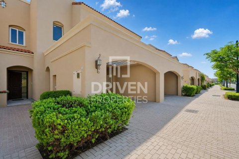 Villa de 3 dormitorios en Bella Casa, UAE No. 223333 19
