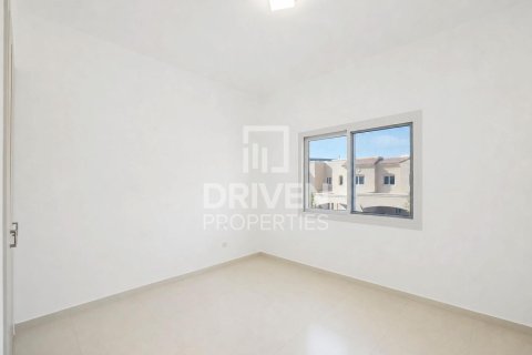 Villa de 3 dormitorios en Bella Casa, UAE No. 223333 9