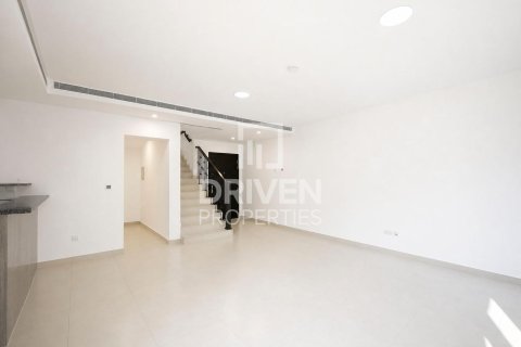 Villa de 3 dormitorios en Bella Casa, UAE No. 223333 5