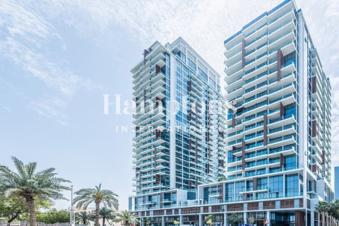 Квартира с 2 спальнями в Bur Dubai, ОАЭ №216981 3