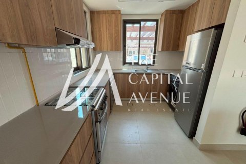 Townhouse de 3 dormitorios en Khalifa City, UAE No. 223595 5