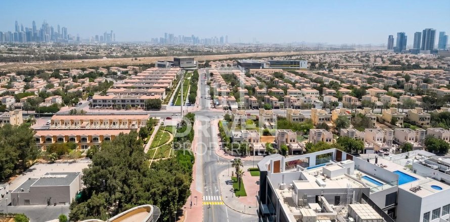 Квартира студия в Jumeirah Village Triangle, ОАЭ №211790