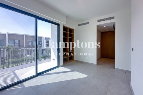 Townhouse de 4 dormitorios en The Valley, UAE No. 223821 4