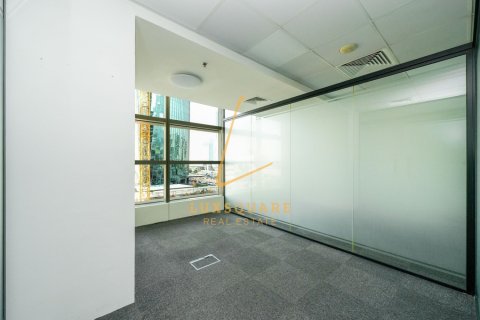 76m² Office in Sheikh Zayed Road, UAE No. 219347 12