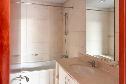 Apartment de 3 dormitorios en Motor City, UAE No. 223450 12