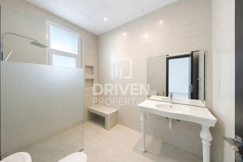 4 bedrooms Villa in Nadd Al Sheba, UAE No. 221473 22