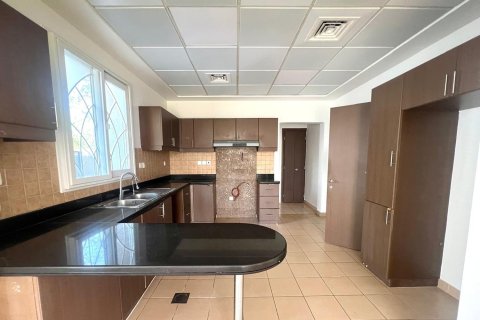 Вилла с 5 спальнями в Dubai Silicon Oasis, ОАЭ №218835 8