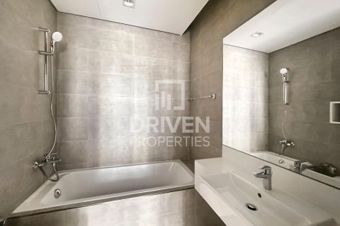 Apartment de 1 dormitorio en District One, UAE No. 201260 11
