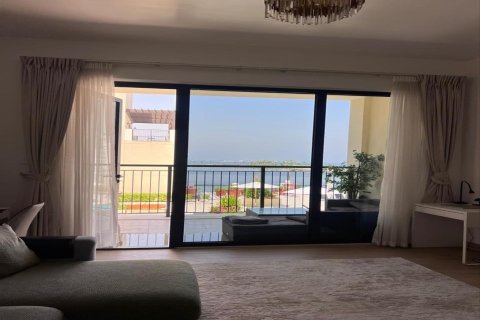 Apartment de 2 dormitorios en La Mer, UAE No. 222538 8