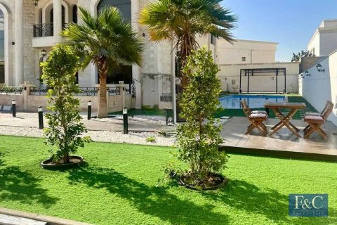 Villa de 6 dormitorios en Al Barsha 2, UAE No. 153808 3