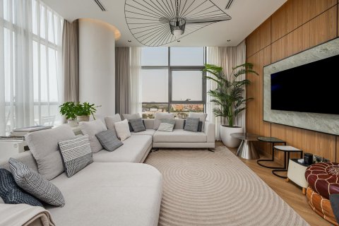 Apartment de 2 dormitorios en DAMAC Hills (Akoya by DAMAC), UAE No. 196662