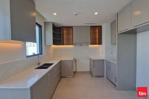 4 bedrooms Townhouse in Dubai, UAE No. 166020 9