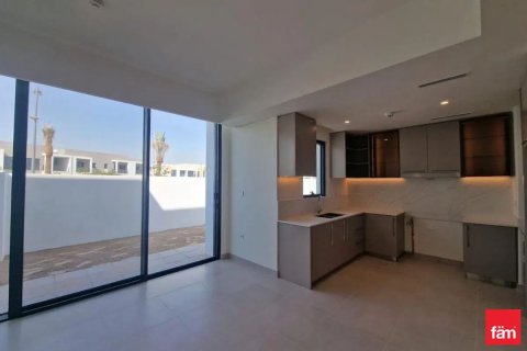 4 bedrooms Townhouse in Dubai, UAE No. 166020 10