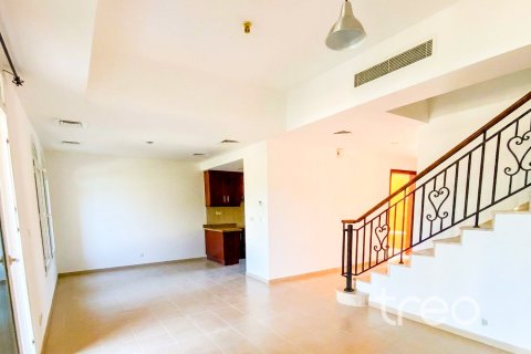 Villa de 2 chambres à Arabian Ranches, UAE No. 220888 9