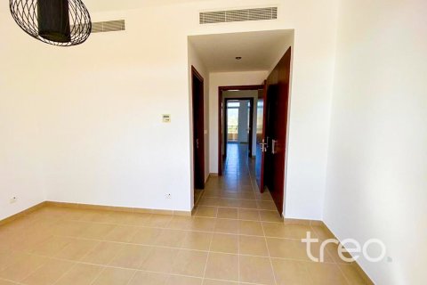 Villa de 2 chambres à Arabian Ranches, UAE No. 220888 15