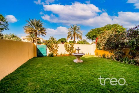Villa de 2 chambres à Arabian Ranches, UAE No. 220888 4