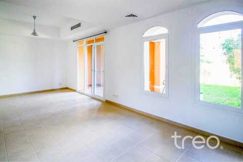 Villa de 2 chambres à Arabian Ranches, UAE No. 220888 5
