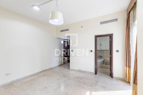 Apartment de 3 dormitorios en KG Tower, UAE No. 218200 10