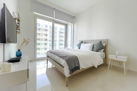3 bedrooms Apartment in EMAAR Beachfront, UAE No. 28968 11