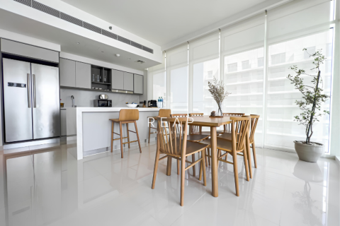 3 bedrooms Apartment in EMAAR Beachfront, UAE No. 28968 5