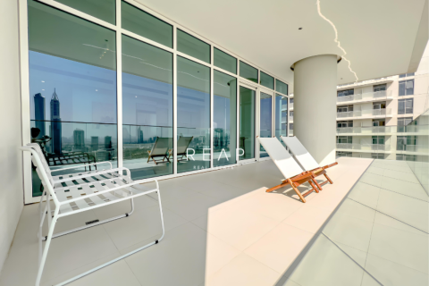 3 bedrooms Apartment in EMAAR Beachfront, UAE No. 28968 24