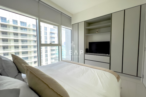3 bedrooms Apartment in EMAAR Beachfront, UAE No. 28968 12