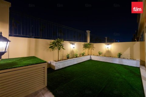 Townhouse de 4 dormitorios en Dubai, UAE No. 203614 6
