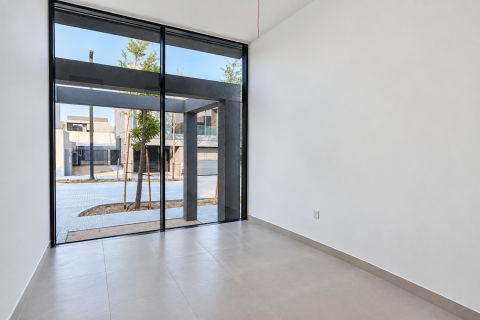 Townhouse de 4 dormitorios en Tilal City, UAE No. 215270 9