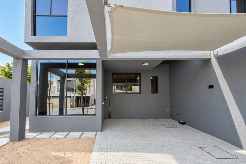 Townhouse de 4 dormitorios en Tilal City, UAE No. 215270 3