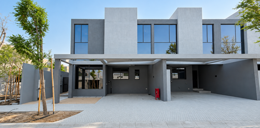 Townhouse de 4 dormitorios en Tilal City, UAE No. 215270