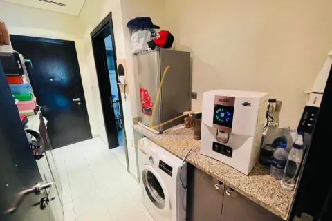 3 bedrooms Villa in Jumeirah Village Circle, UAE No. 208390 18