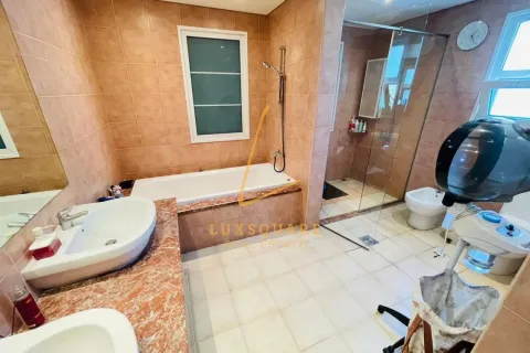 3 bedrooms Villa in Jumeirah Village Circle, UAE No. 208390 23