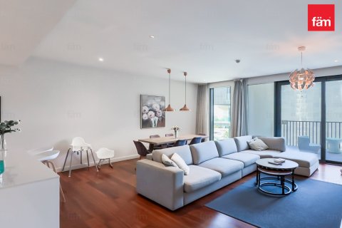Apartment de 2 dormitorios en City Walk, UAE No. 213344