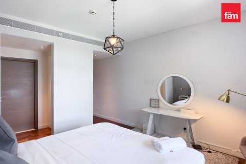 Apartment de 2 dormitorios en City Walk, UAE No. 213344 8