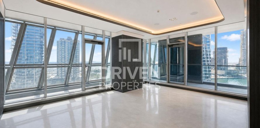 Appartement de 4 chambres à Business Bay, UAE No. 225264