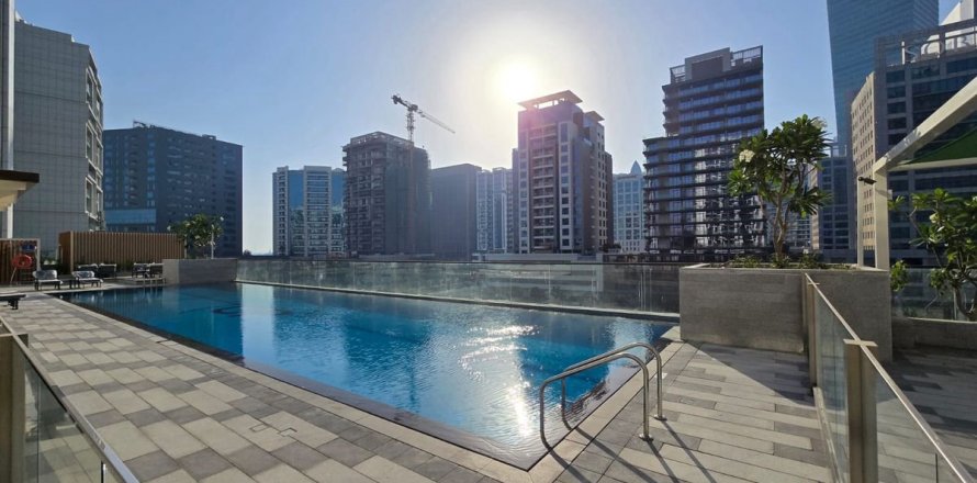 1 غرف نوم شقة في الخليج التجاري, الإمارات العربية المتحدة رقم 205529