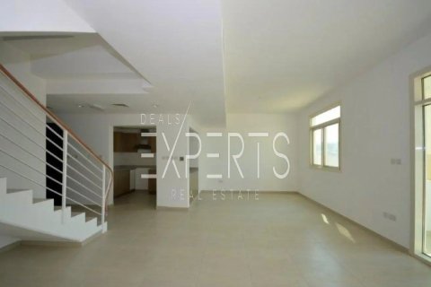 Townhouse de 2 dormitorios en Al Ghadeer, UAE No. 222063 3