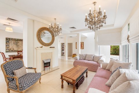 Villa de 3 dormitorios en Arabian Ranches, UAE No. 223420 8