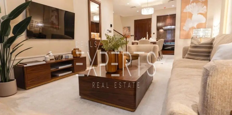 Duplex de 2 dormitorios en Masdar City, UAE No. 222059