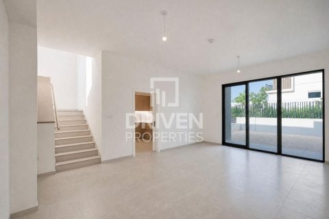 3 bedrooms Townhouse in Jebel Ali, UAE No. 218620 9