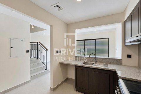 4 bedrooms Townhouse in Damac Lagoons, UAE No. 212874 8