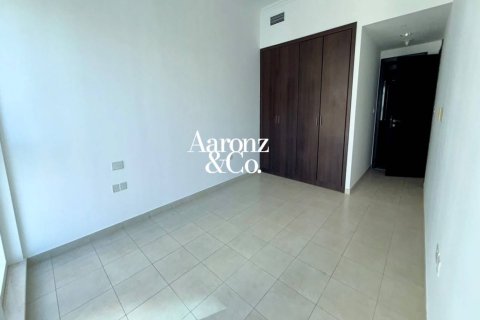 Apartment de 2 dormitorios en Business Bay, UAE No. 226667 8