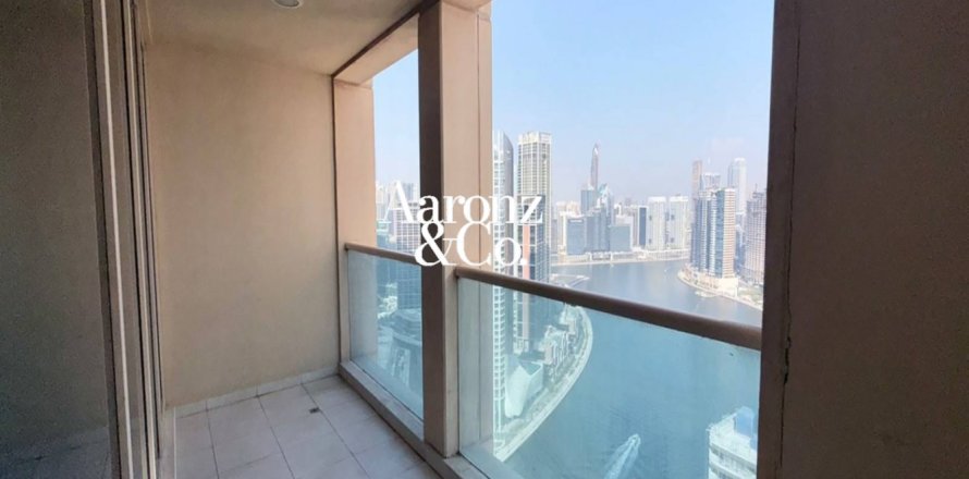Apartment de 2 dormitorios en Business Bay, UAE No. 226667