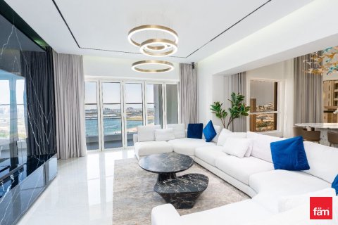 Apartment de 4 dormitorios en Dubai, UAE No. 142405 9