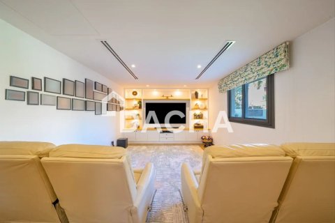 4 غرف نوم فيلا في Meadows, الإمارات العربية المتحدة رقم 155407 4