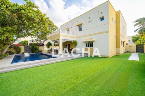 4 bedrooms Villa in Meadows, UAE No. 155407