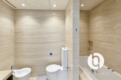 Квартира с 2 спальнями в Даунтаун Дубай (Даунтаун Бурдж Дубай), ОАЭ №167336 18